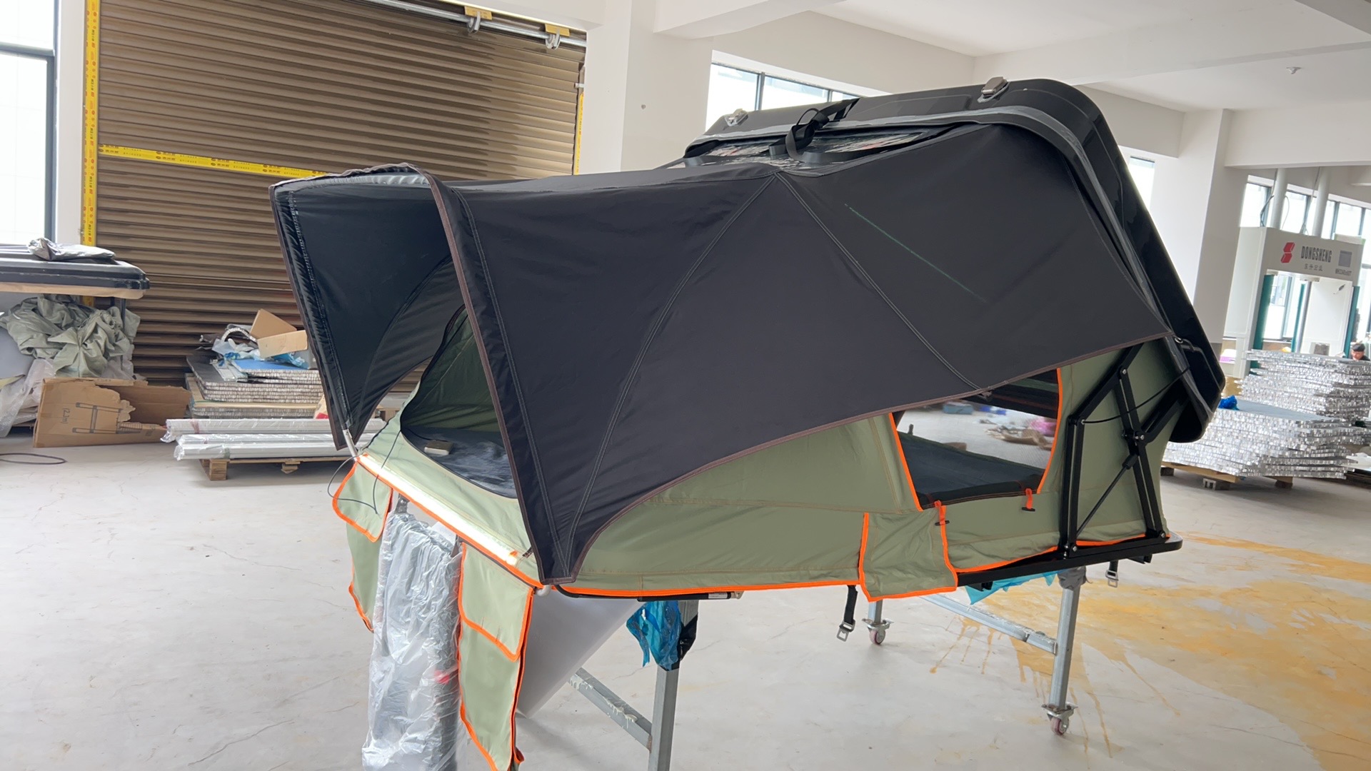 Tenda da tetto per auto 4x4, f - Outdoor Camping Australia recensione e prezzo